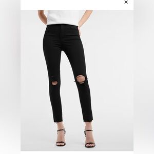 Express High Waisted Black Ripped Raw Hem Supersoft Skinny Jeans womens NWT NEW